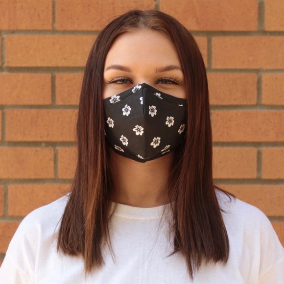 Masks - Picture 4 of 8